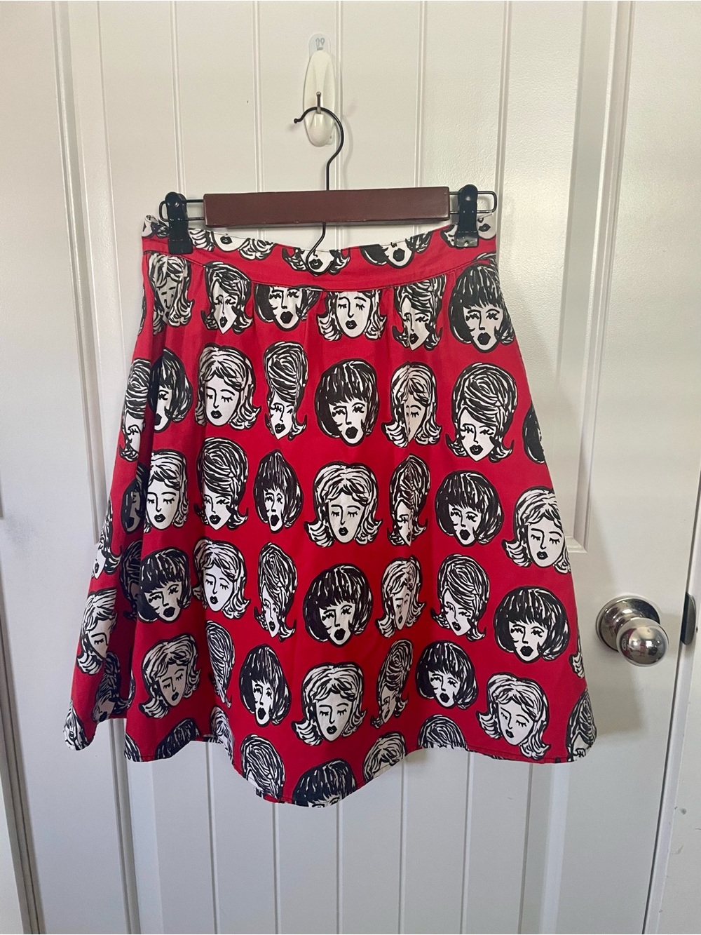 Retrolicious Red Pop Art skirt